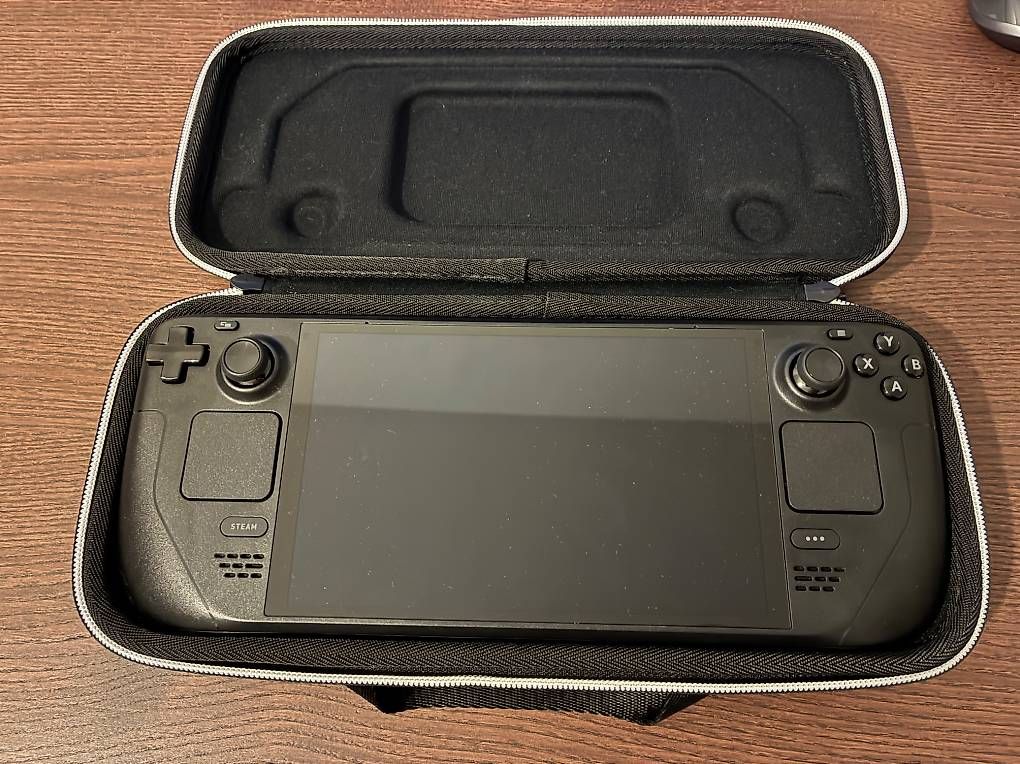 Valve Console: Steam Deck OLED 512 GB – Usato da Zürich venduto da Zacchi 1