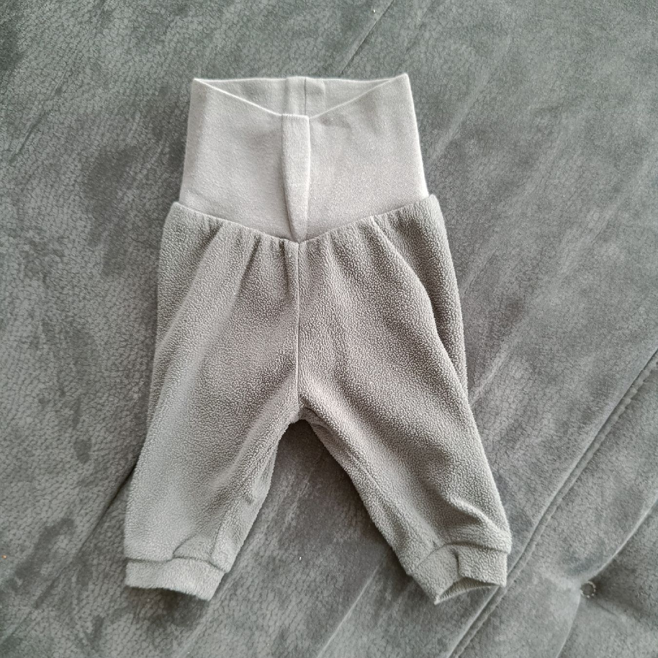 H&M Pantaloni: Pumphose Grösse 56 H&M  – Usato da Jaberg venduto da urig17.