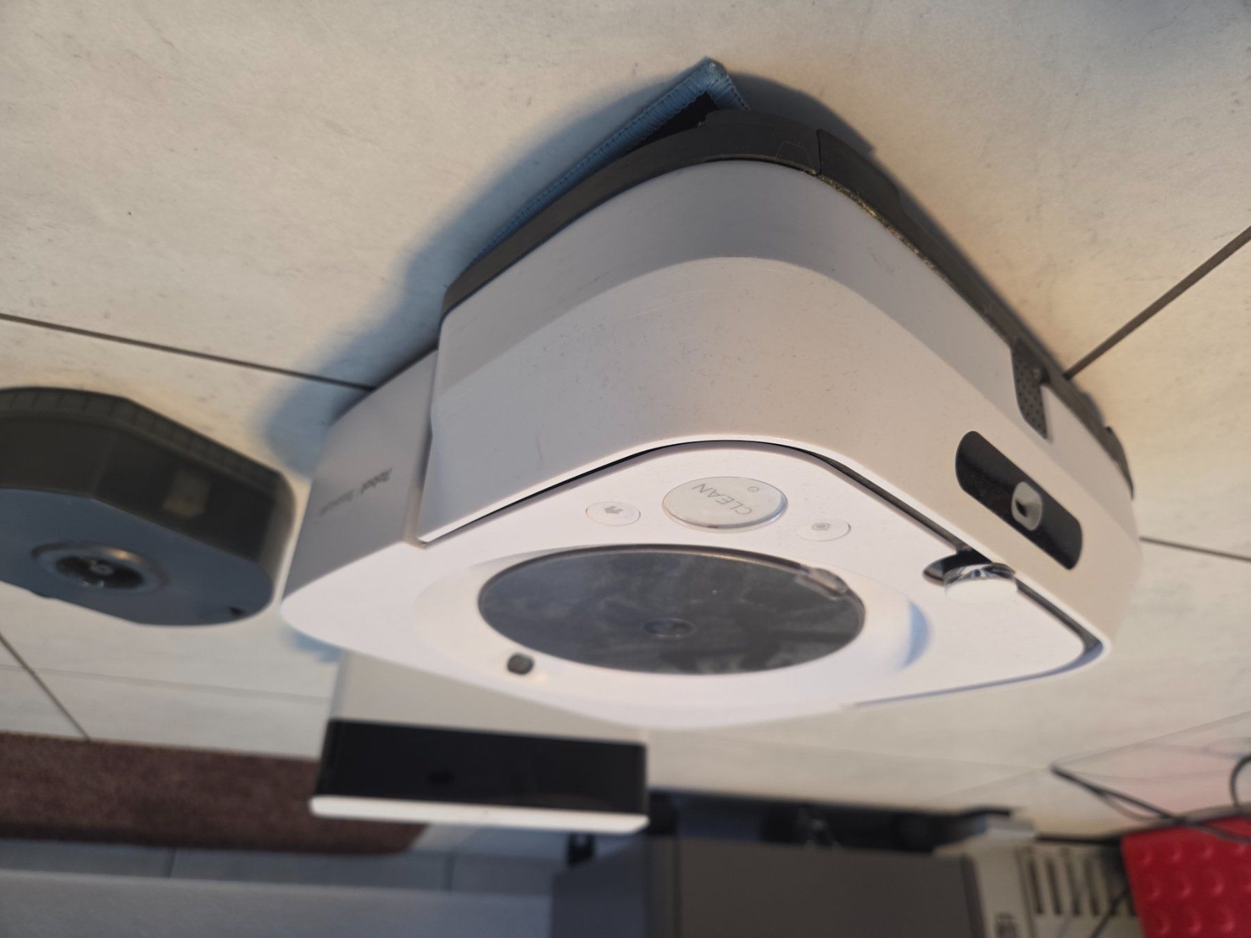 Irobot Aspirapolveri & Accessori: Irobot Braava jet m6 – Usato da Kaisten venduto da Florian366 2