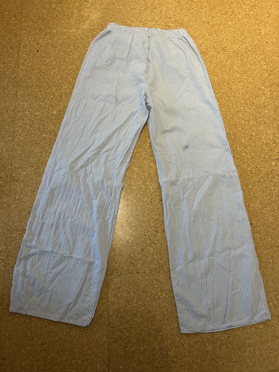 Pantaloni: gestreifte leinenhose M – Usato da Schmitten FR venduto da let_k9yc 2