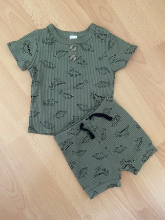 Babyoutfit, Grösse 74 (6M)