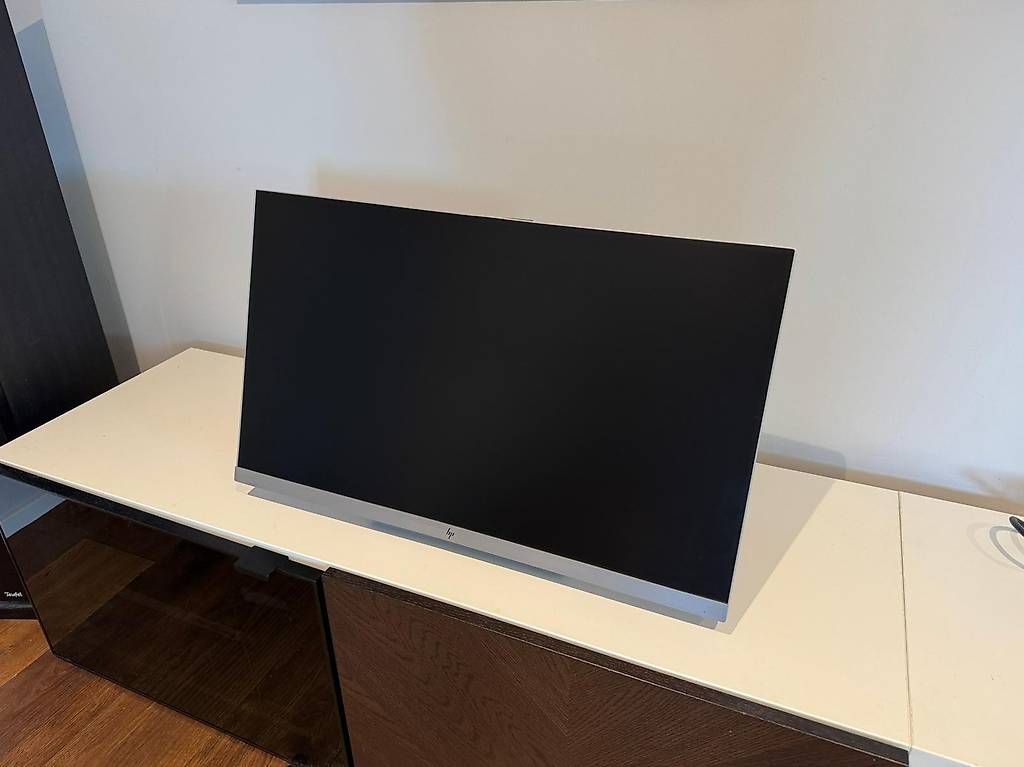Monitore: HP EliteDisplay E273d – Gebraucht aus Oetwil an der Limmat von fredericklugt 1