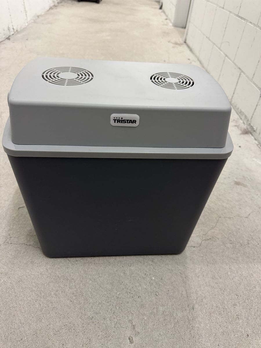 Réfrigérateurs et refroidissement: Kühlbox für Auto  – D'occasion à zürich par paternopoli