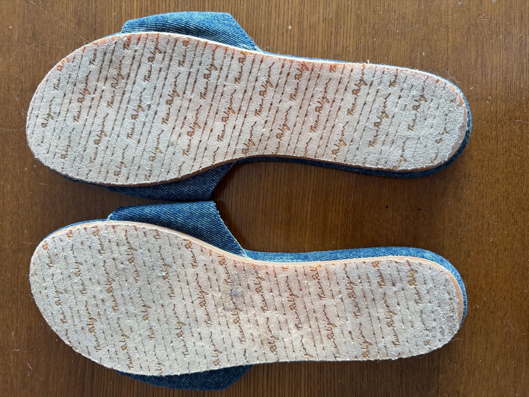 Scarpe da donna: True Religion Sandalen – Usato da Küssnacht venduto da Flowerlady 3
