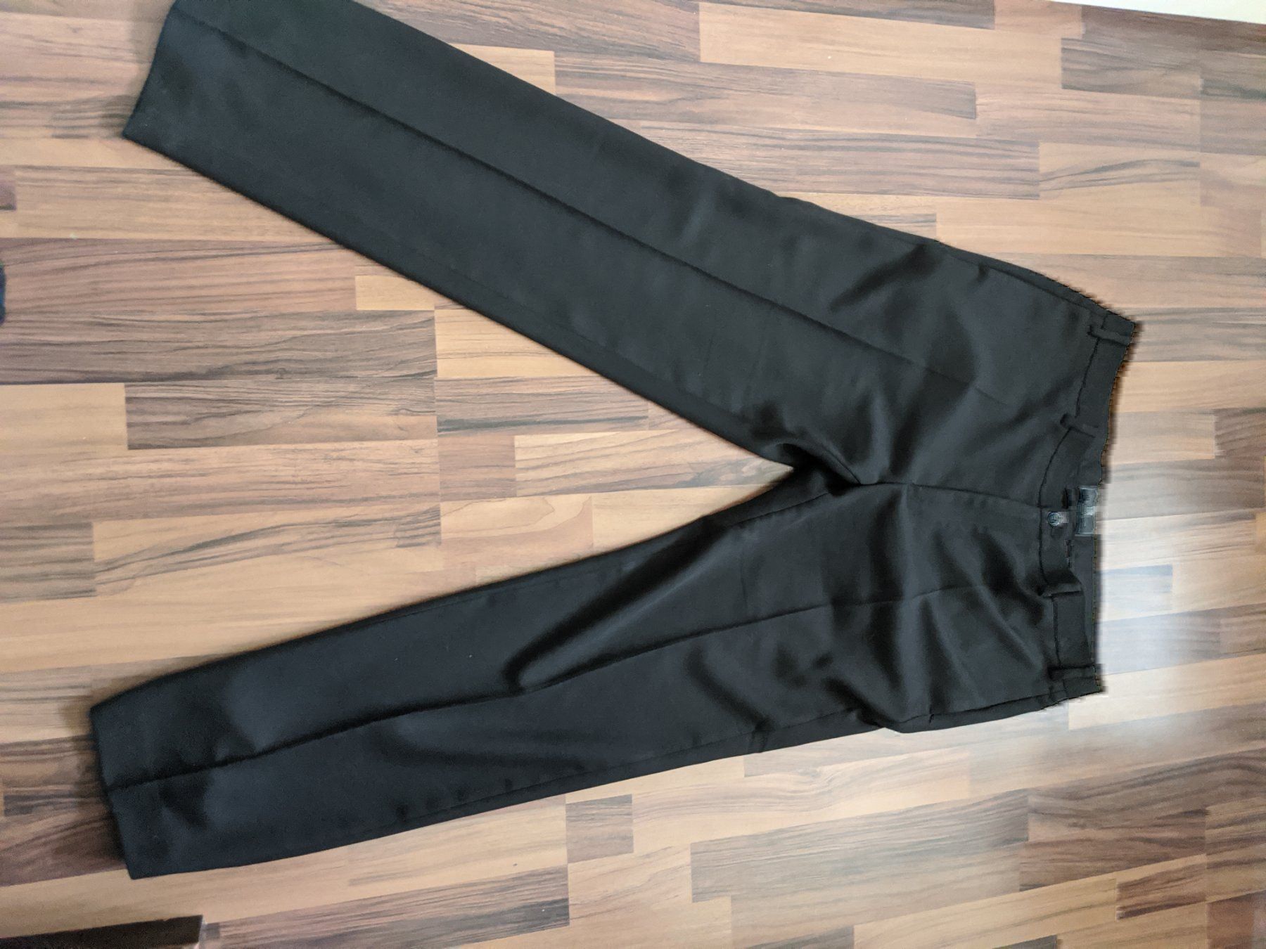 Pantaloni: HERRENHOSE  GR 38/33 – Usato da Langnau am Albis venduto da Judithsebi