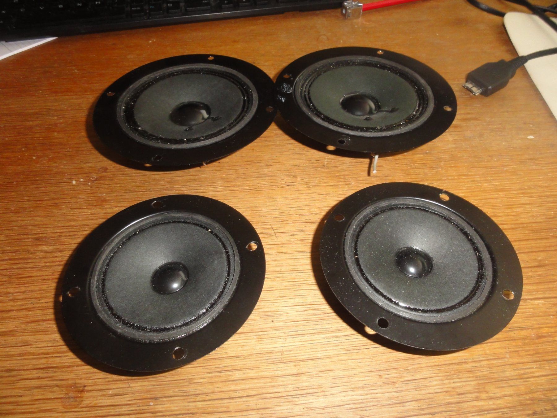 Casse acustiche: LINEAR PHASE USA - 2 Hoch + 2 Mitteltöner 8 Ohm – Usato da Walde AG venduto da Grmpft 2