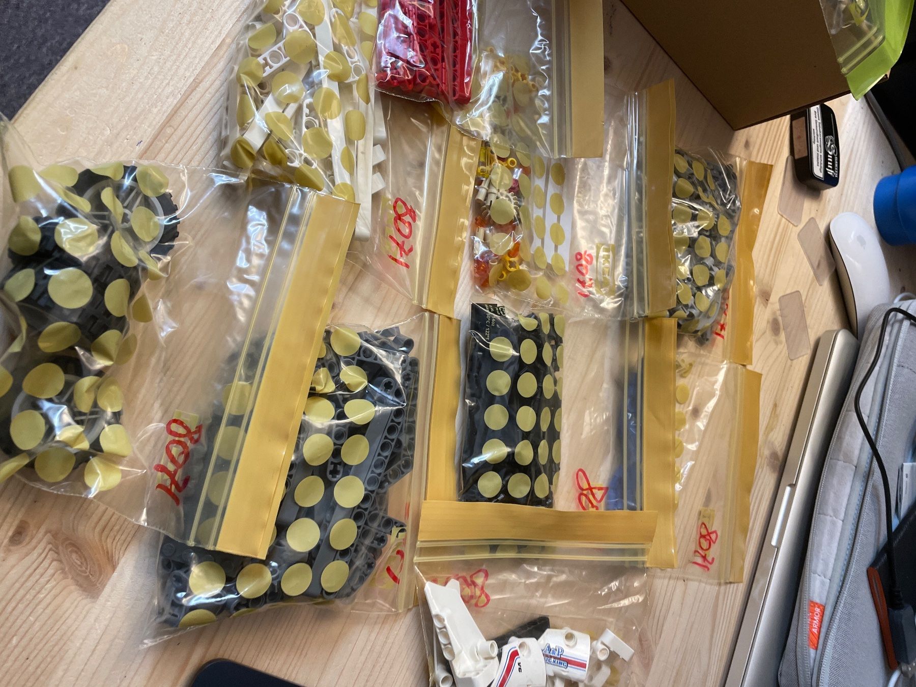 Technics Kit di costruzioni: Lego Tecnics 8071 – Usato da Romanshorn venduto da 71cri 1