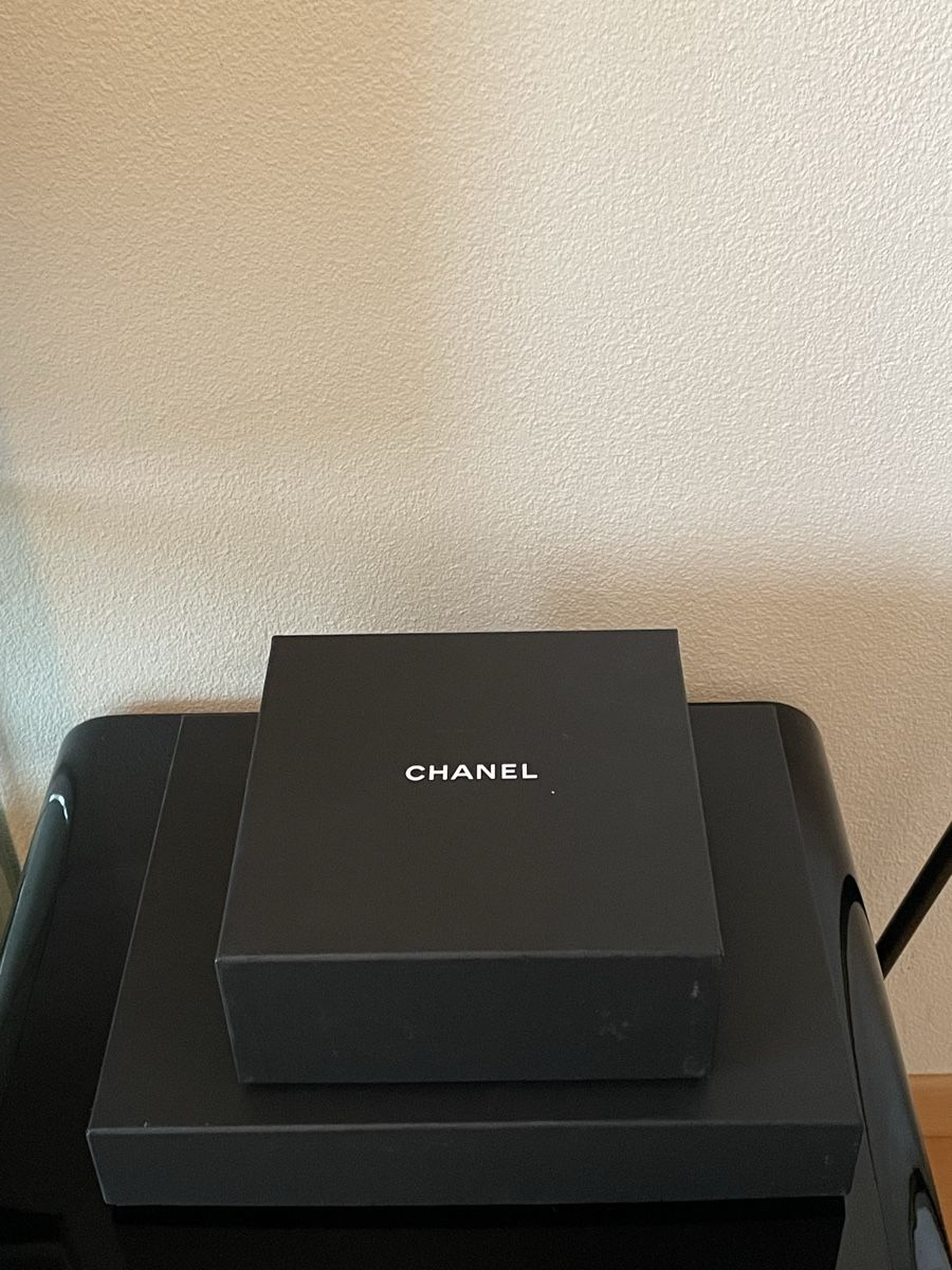 Chanel Sonstige Dekorationen & Accessoires: 2x Chanel Storage boxes – Gebraucht aus Richterswil von Prangins9 9