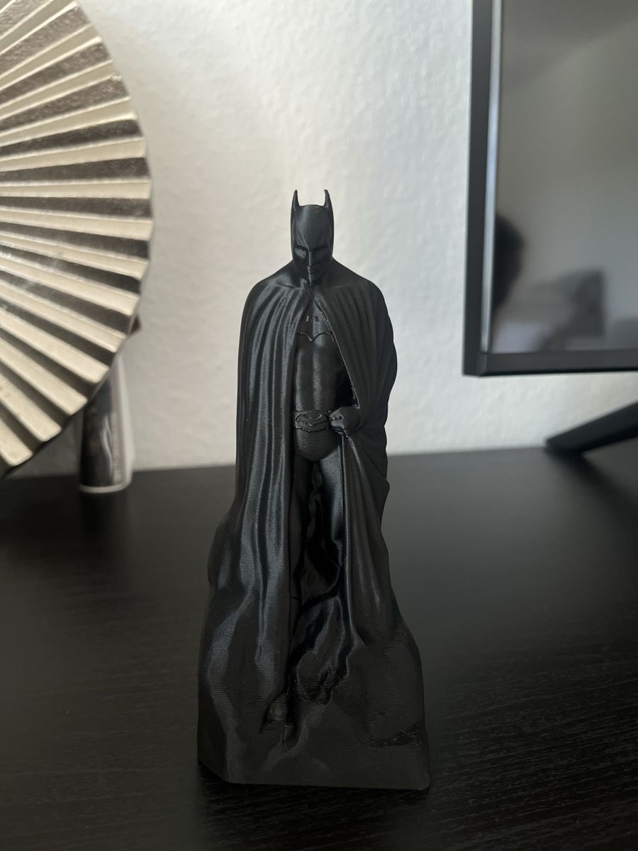 Statuette: Dark Knight Rises: Batman Figurine – Nuovo (secondo la descrizione) da Dübendorf venduto da del_82k8