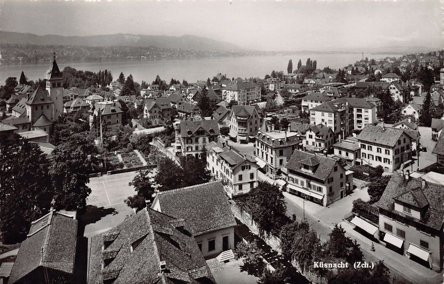 Cartoline postali: Küsnacht ZH, um 1945 – Usato da Frauenfeld venduto da POML