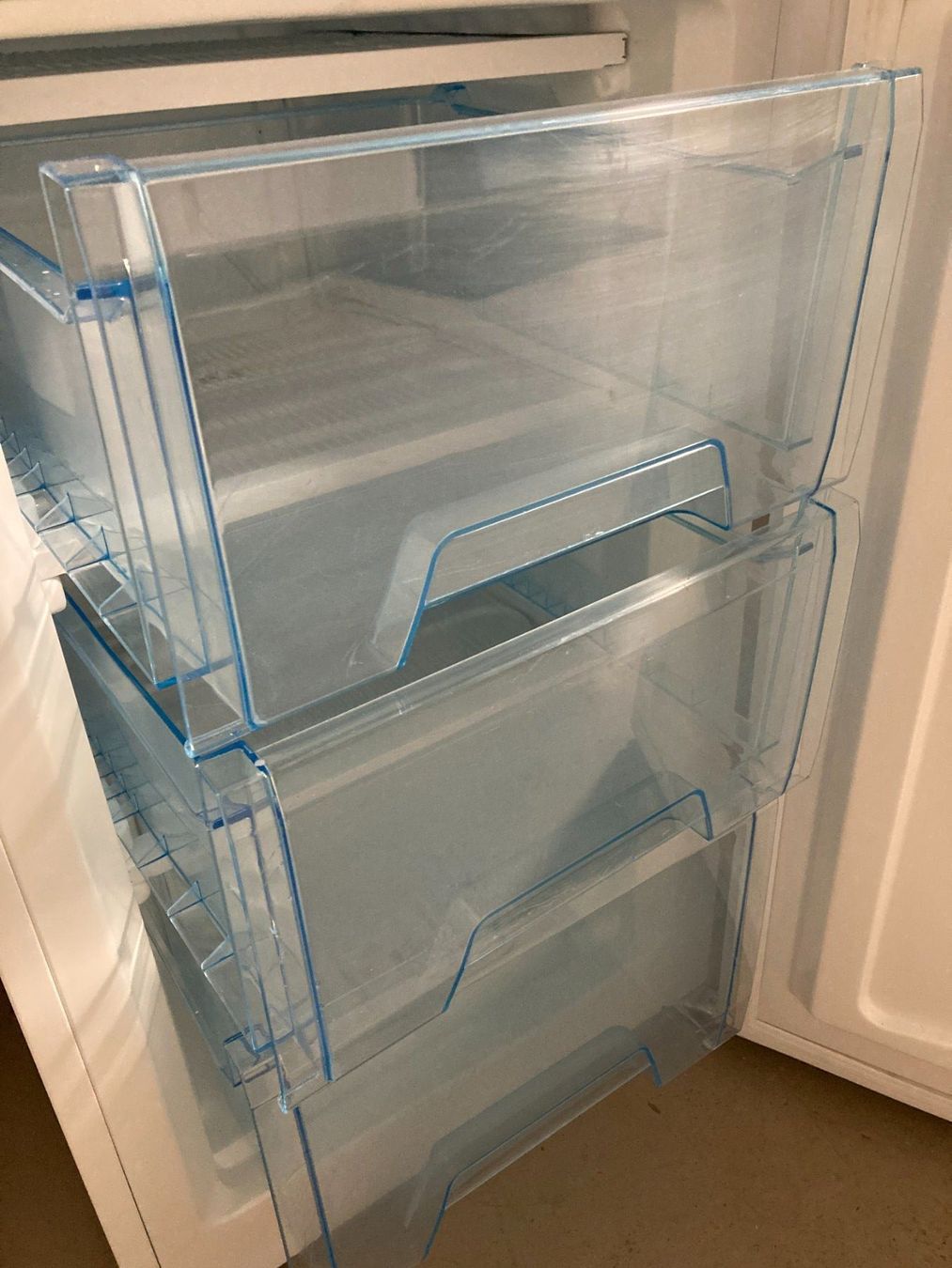 Congelatori: Frigelux TOPCV70A++S Gefrierschrank – Usato da Hinterkappelen venduto da deev 3