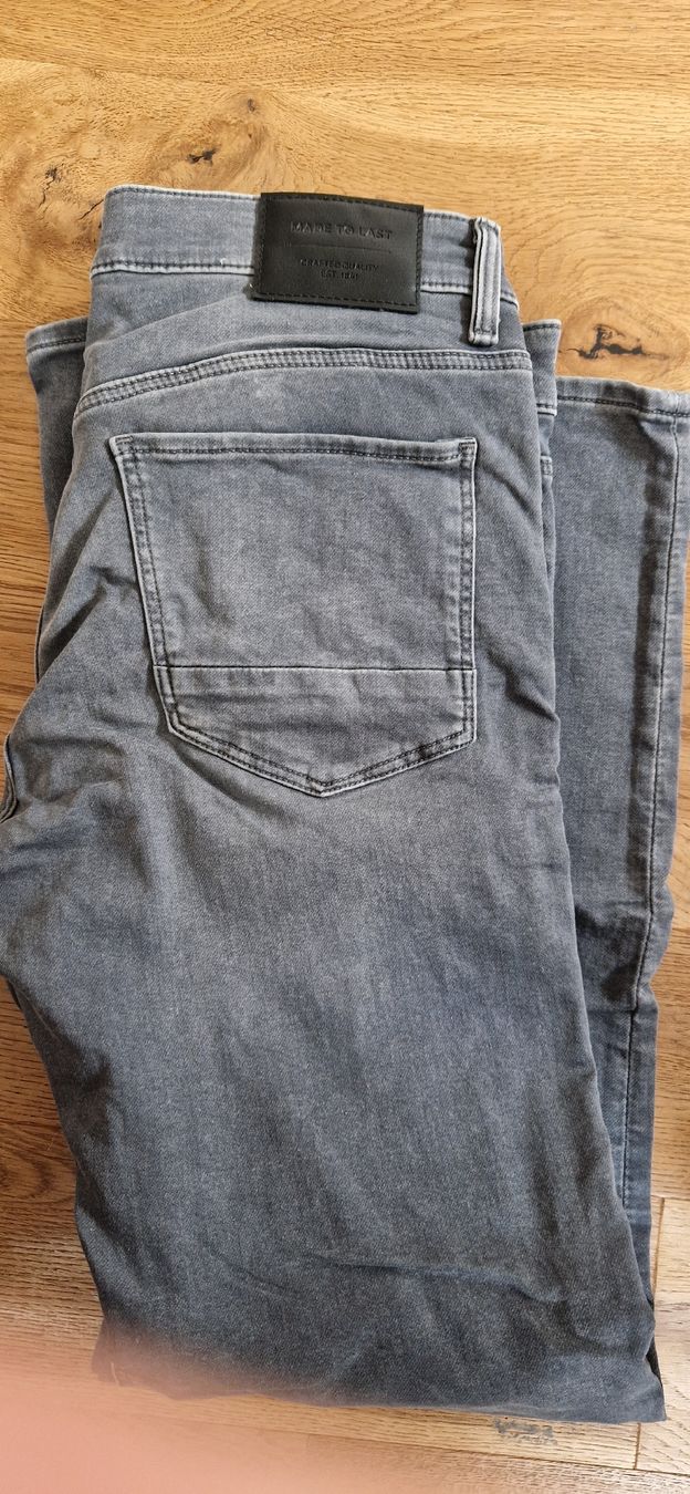 C&A Jeans: Jeans – D'occasion à Grosswangen par iranki80