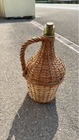 Flasche mit Rattankorbbezug Glasflasche mit Henkel used
