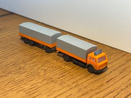 M1003: Lastwagen mit Anhänger (Spur N)