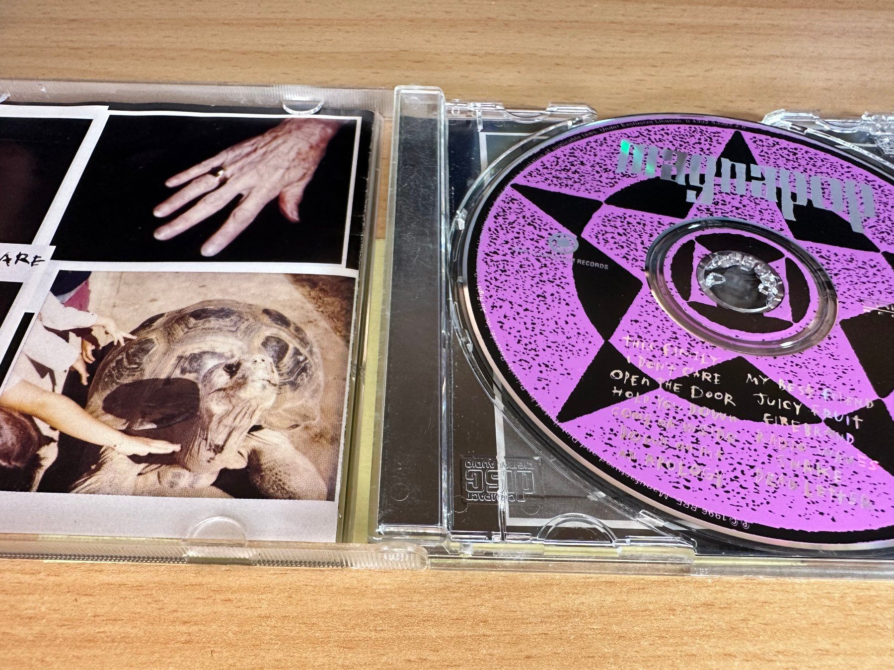 CD: Magnapop – Rubbing Doesn't Help – Usato da Rikon im Tösstal venduto da Alpenmutz 2
