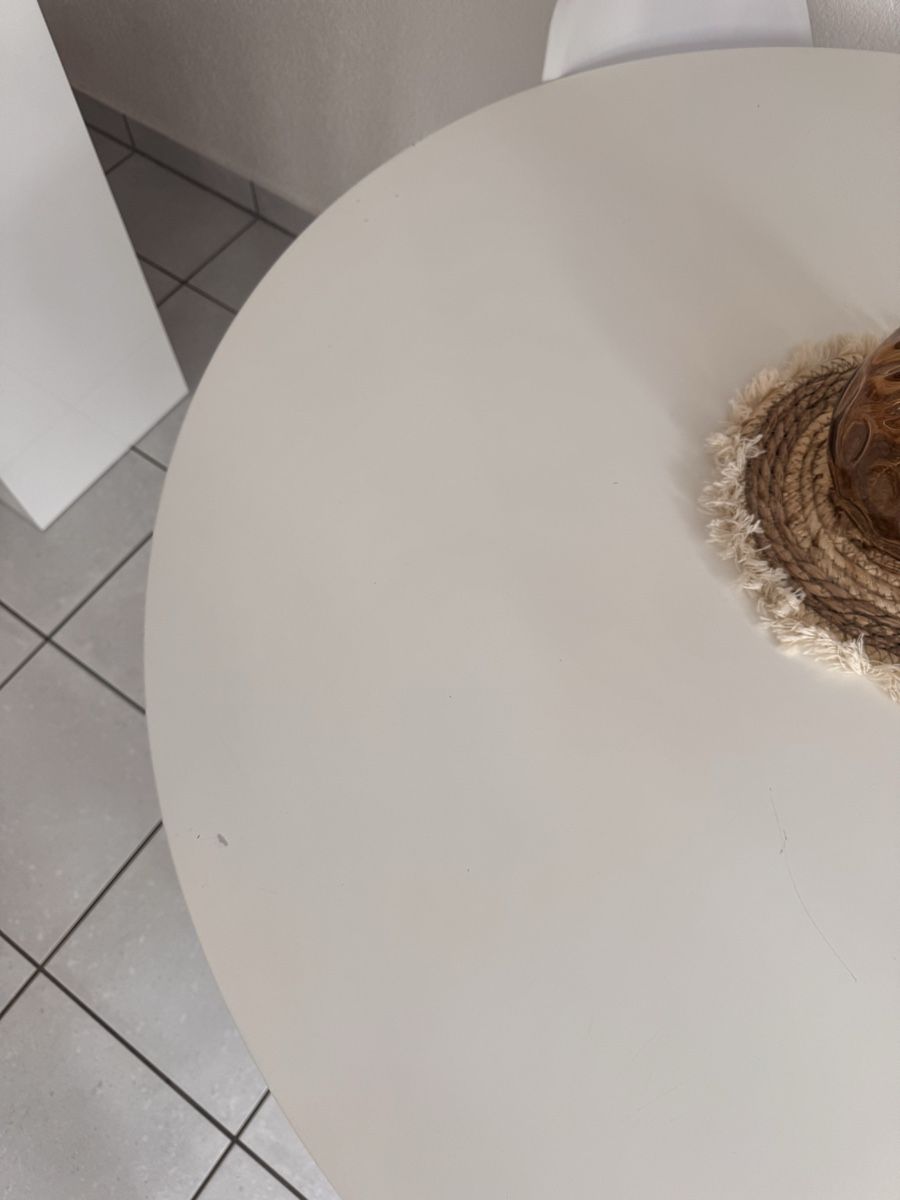 Jysk Tavoli: Table de cuisine ronde  – Usato da Court venduto da swaelti01 2