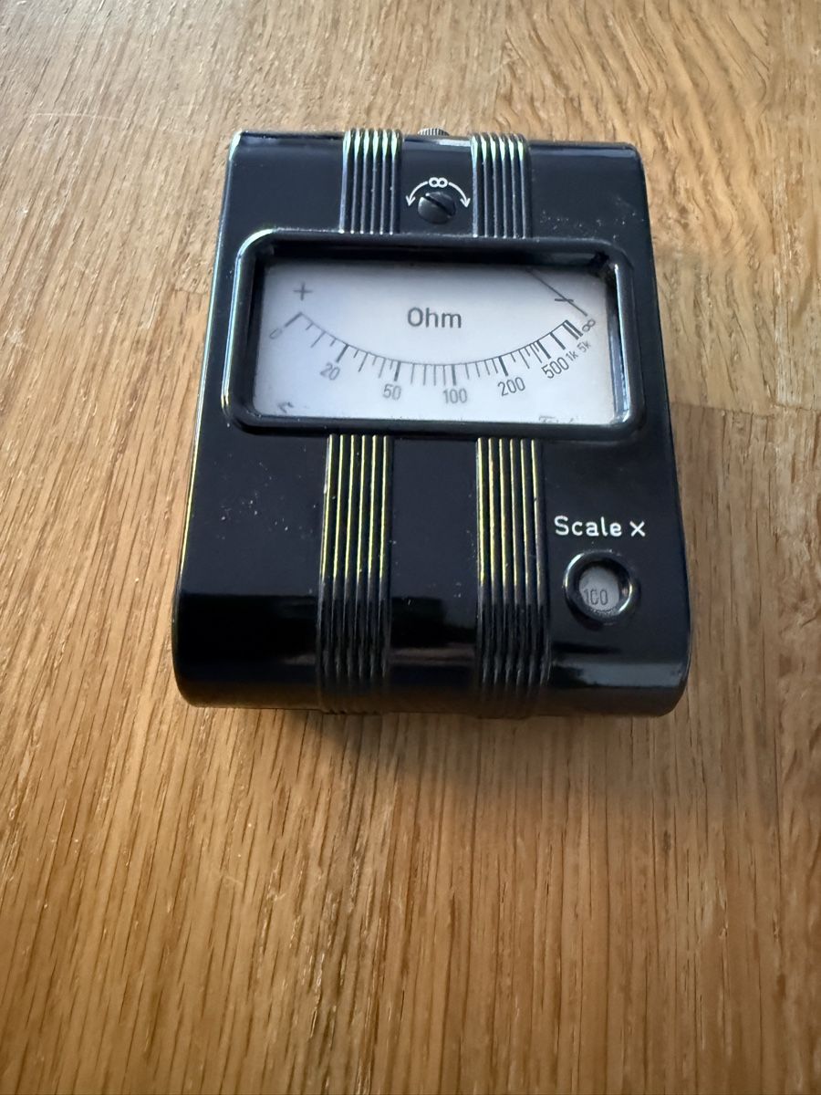 Mesurer: TRIOHM Ohmmeter analog Messgerät – D'occasion à Goldach par Messerguru