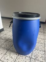 Blaues Kunststofffass 60L
