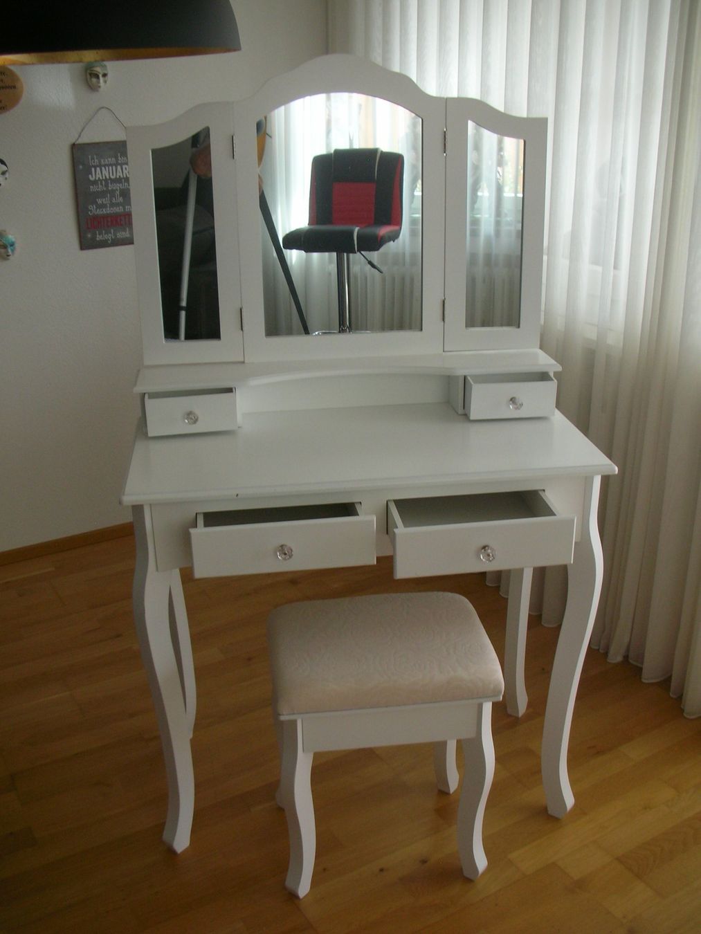 Tavoli da trucco: Edler Schmicktisch mit Hocker – Usato da Rheinfelden venduto da Javea4 1
