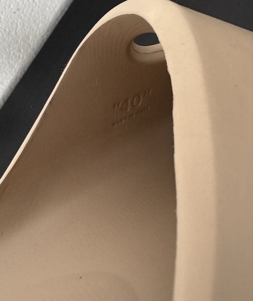 Off-White Herrenschuhe: Off-White slides in rubber size 40, brand new – Neu (gemäss Beschreibung) aus Dübendorf von fra_h2bp 6