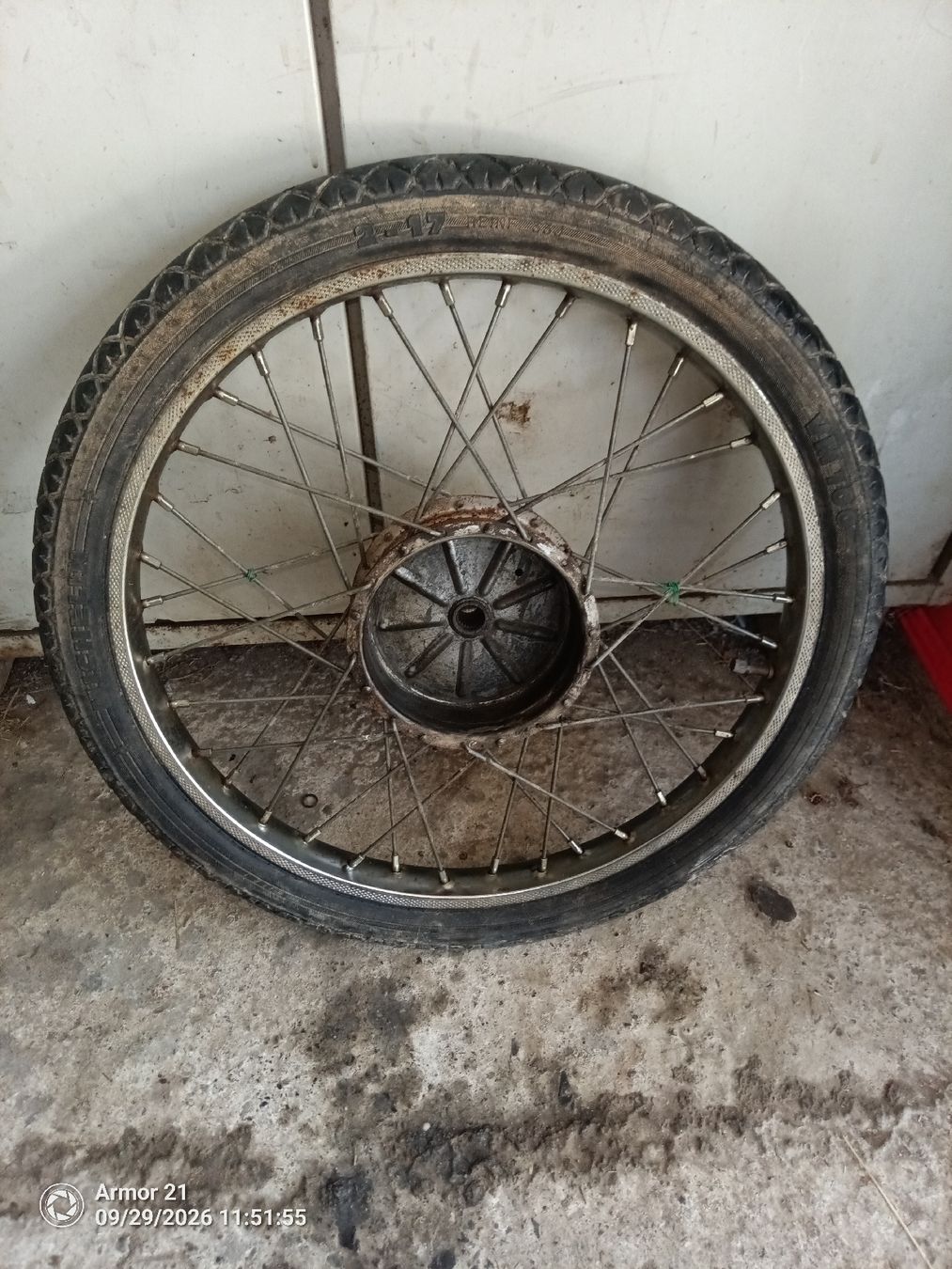 Piaggio Pneumatici & Ruote complete: Piaggo Ciao Räder – Difettoso da Rickenbach SZ venduto da Hoesi123 3