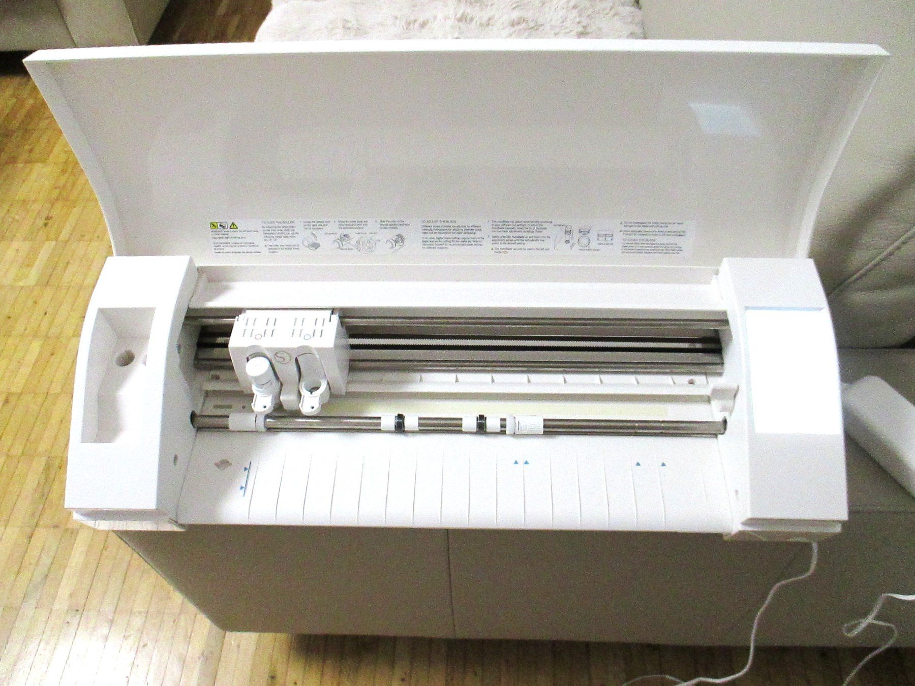 Cameo Toutes les machines: Silhouette Cameo 3 Schneideplotter – Neuf (Voir description) à zürich par Haluk1