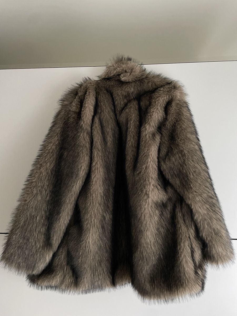 Shein Vestes: Kunstfell Jacke – D'occasion à Ebikon par van_qg5n 1