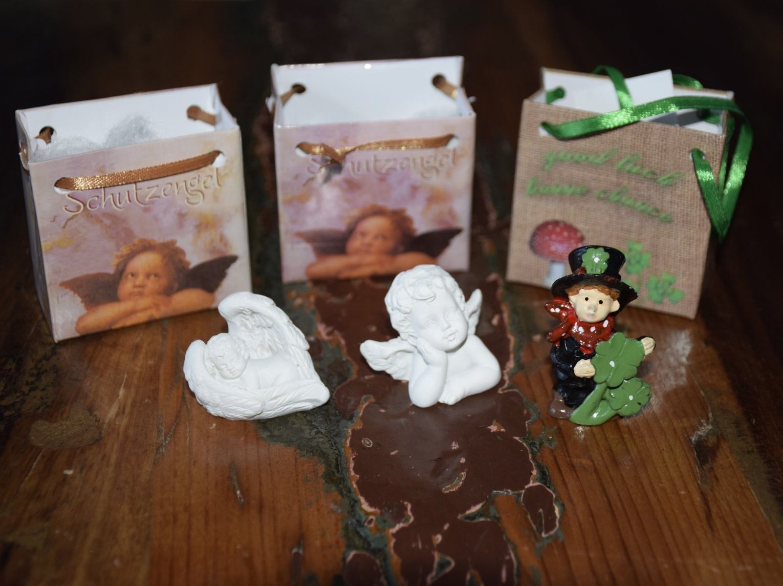 Statuette: Set  Schutzengeli + Kaminfeger im Säckli – Nuovo e nell'imballaggio originale da Wetzikon ZH venduto da Wetzicardo25