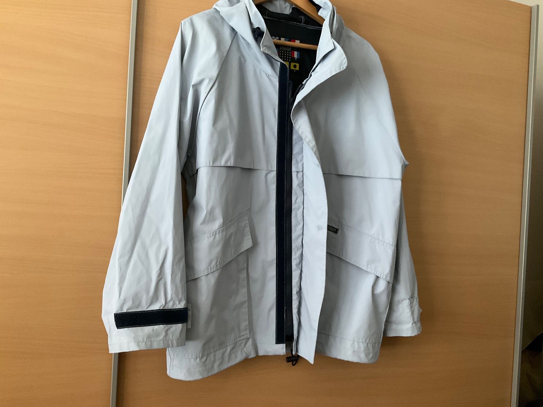TBS Jacken: Veste imperméable TBS occasion t.38-40 – Gebraucht aus Murten von Louis1954 1