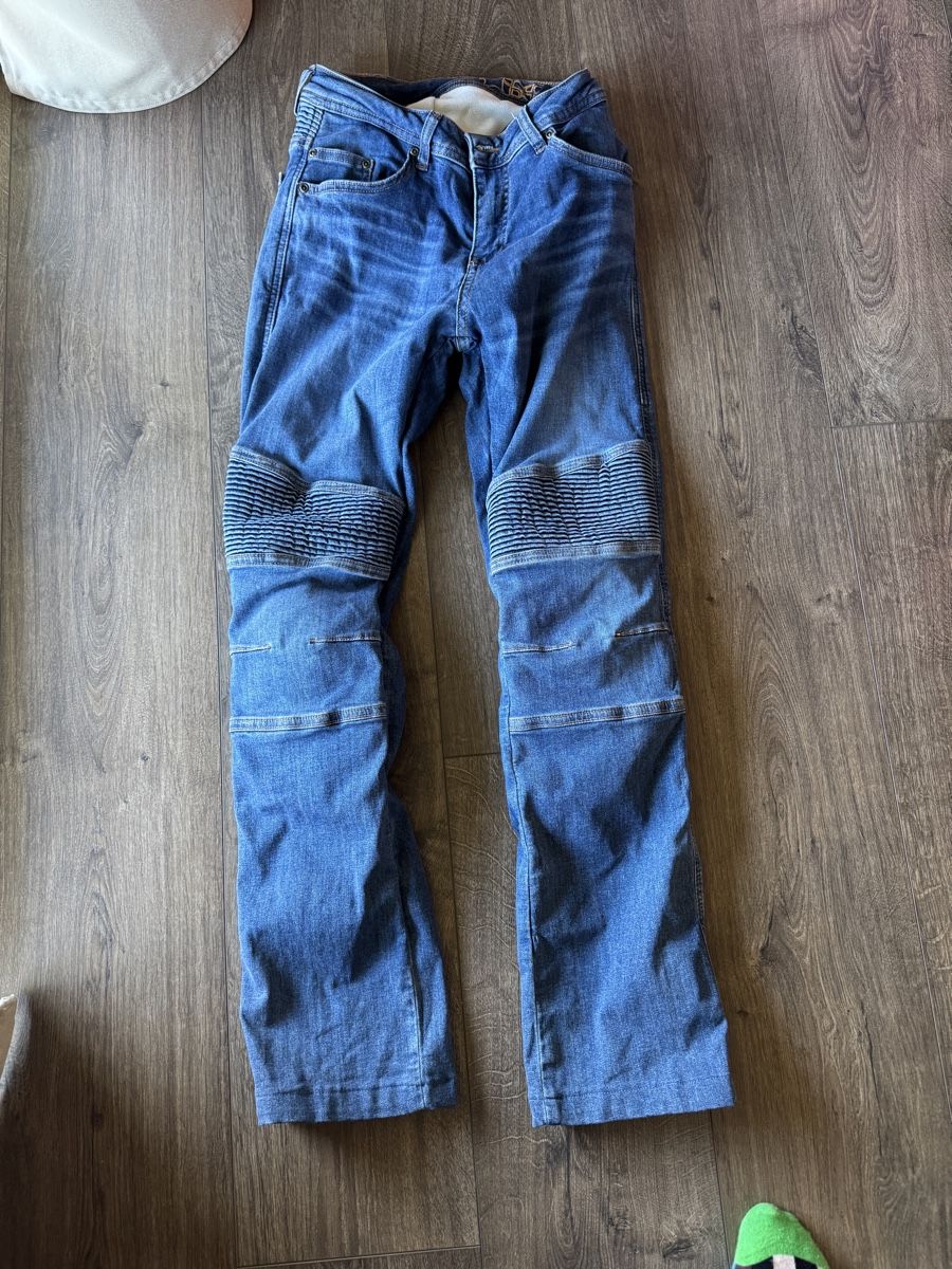 Jeans: Motorradjeans blau mit Protektorenfächern – Usato da Amden venduto da shi_tkdo