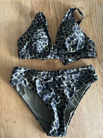 Manor Bikini Leo-Print grün-schwarz Grösse M