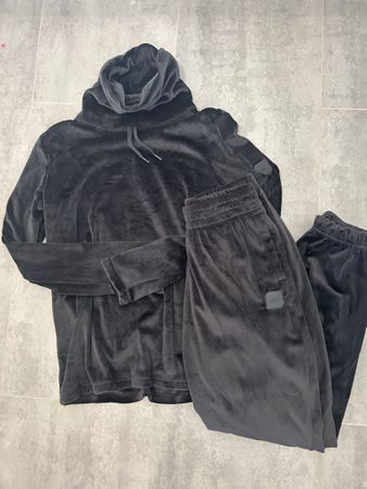 O'Neill Loungewear Set Black Size M Good Condition