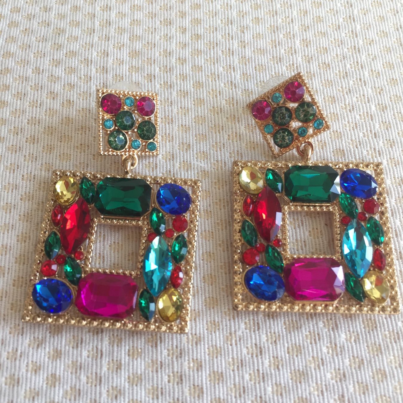 Orecchini pendenti & Orecchini a lobo: Boucles d'oreille – Usato da Sion venduto da accroshoes