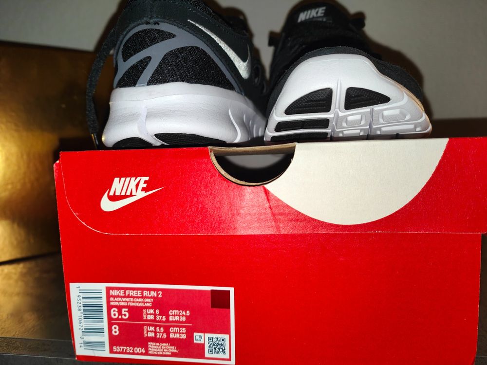Nike Free Run 2 Gr.39 BRANDNEU Kaufen auf Ricardo