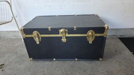 Koffer Schwarz Messing Beschläge Rollen Transport Box. 