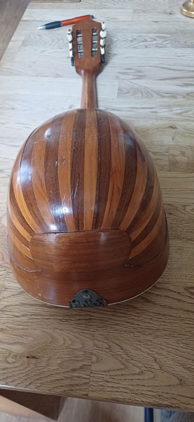 Strumenti musicali: Antike Mandoline Willhelm Kruse – Usato da Flawil venduto da Pinkmalibu 2