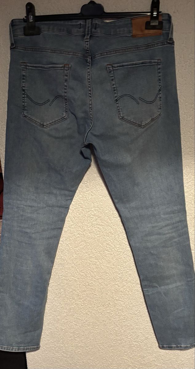 Jeans: Jeans – D'occasion à Fortunau (Ayent) par CicciStore 1