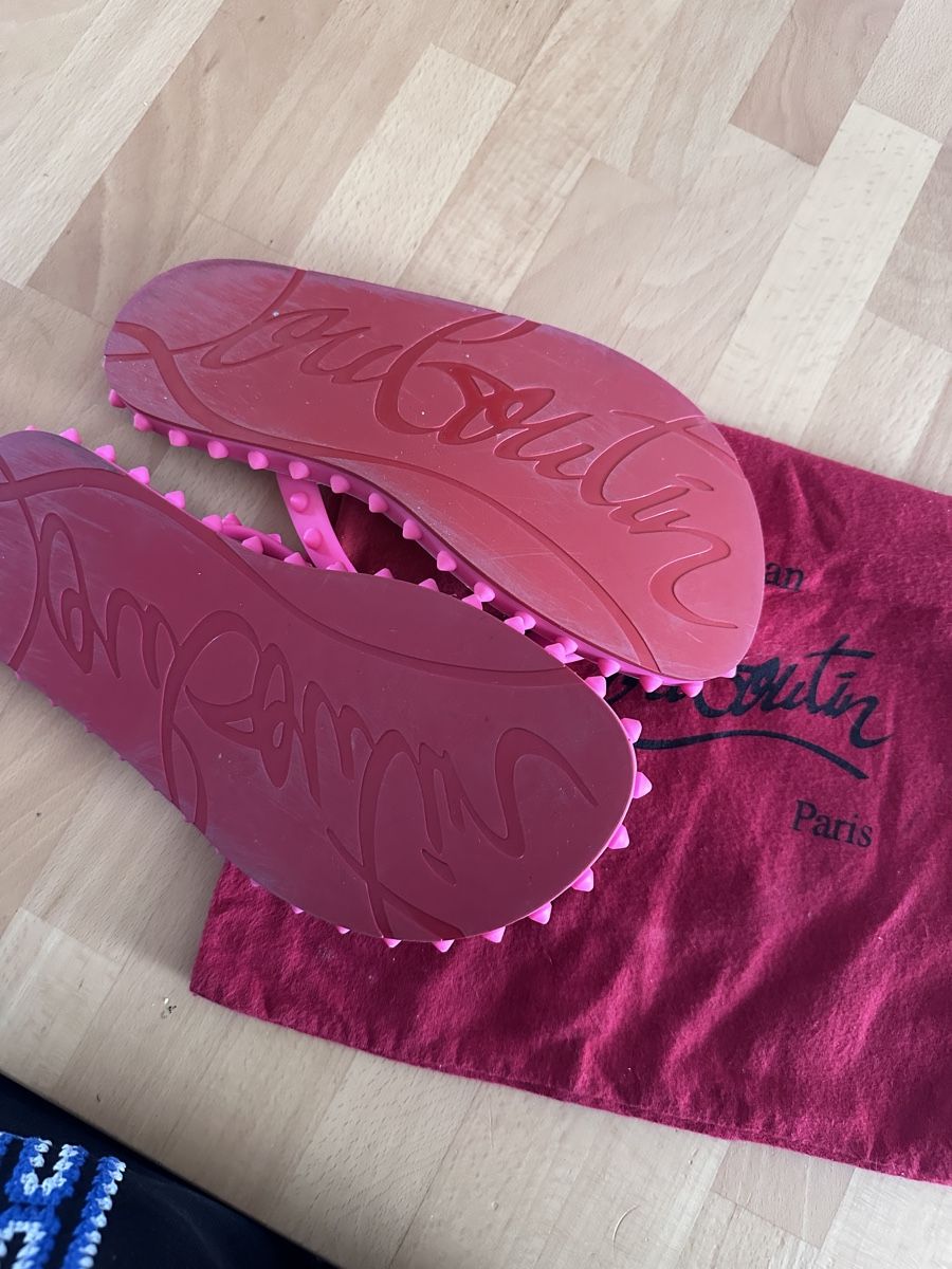 Christian Louboutin Scarpe da donna: Christian Louboutin flipflop 39 – Usato da Biel-Bienne venduto da sandrito01 1