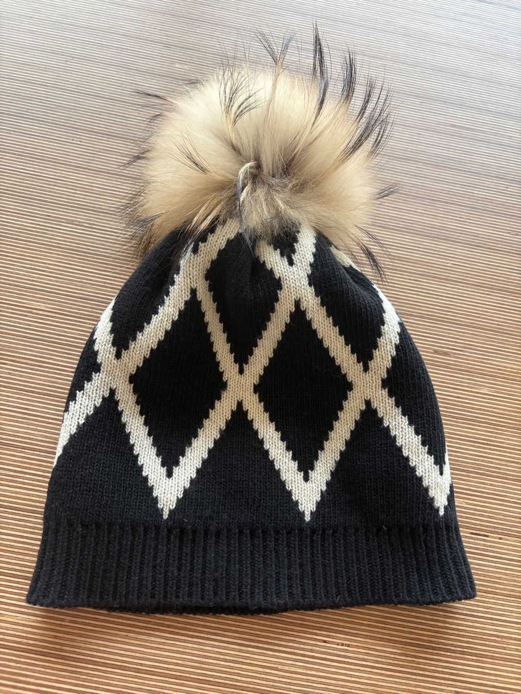 Max Mara Hüte, Mützen & Caps: Beanie von Max Mara Weekend – Gebraucht aus Wohlen AG von 1247_ww_shopping 3