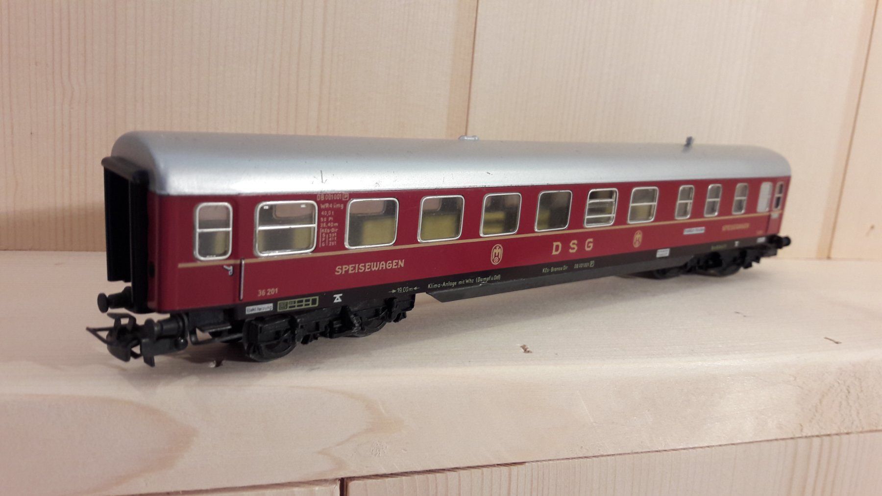 Märklin Modellini di ferrovie: Märklin HO AC : DB wagon-restaurant "WR4 – Usato da Buttes venduto da Cafe2005