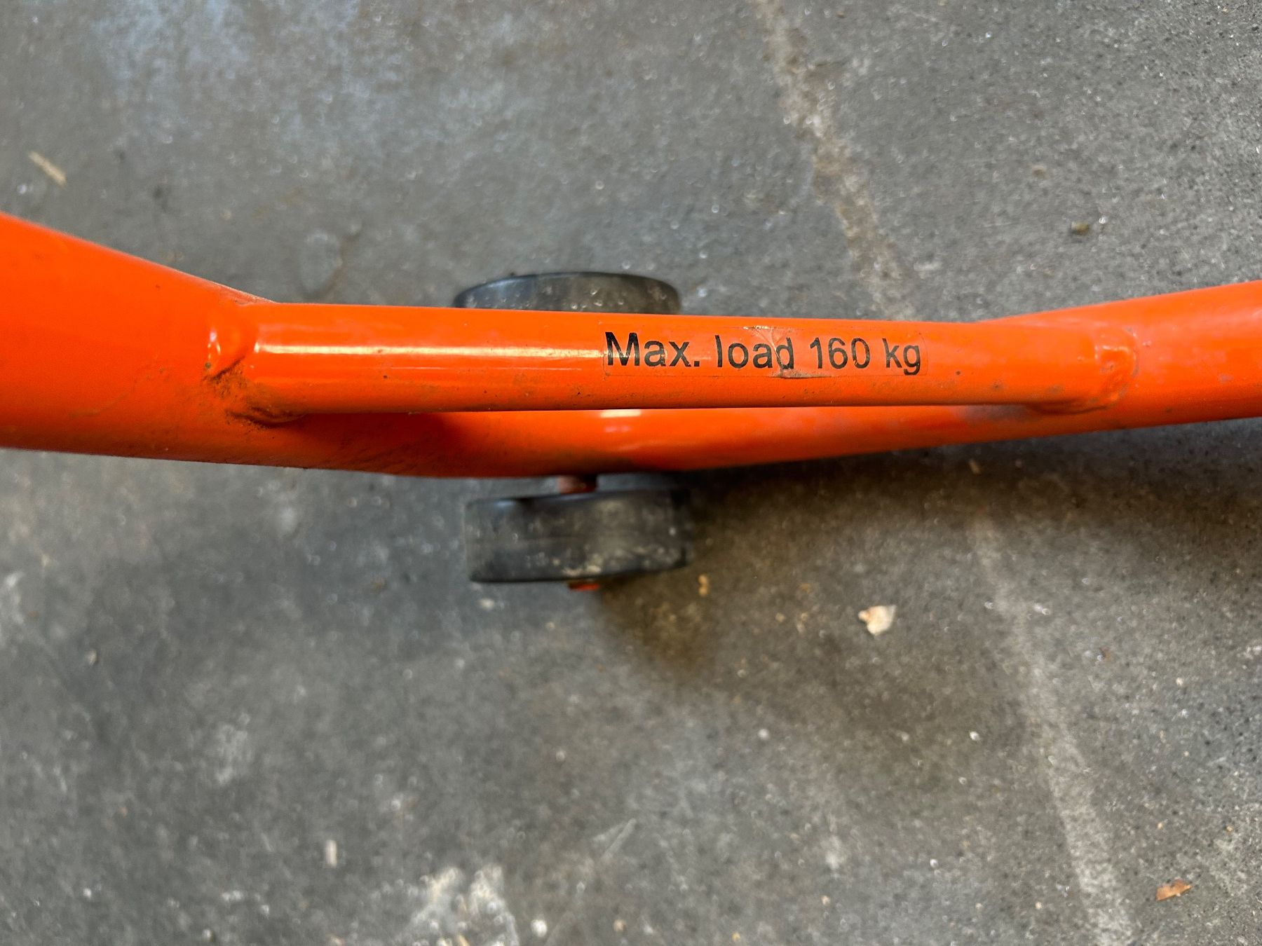 Stander: Motorrad Ständer orange Hinterrad montiert gebraucht – Usato da Dietwil venduto da Schrauber1980 3