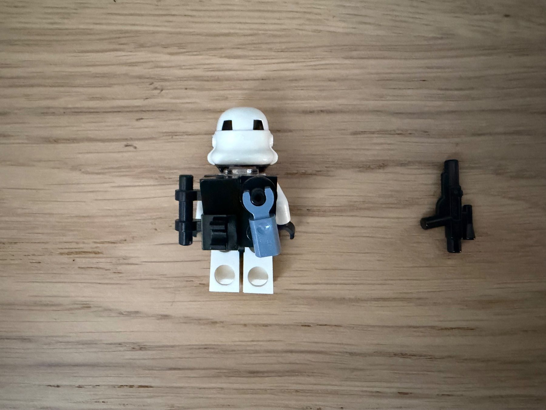 Lego Jeux de construction: LEGO Star Wars minifigure Sandtrooper – D'occasion à Neuchâtel par AS_SW 1