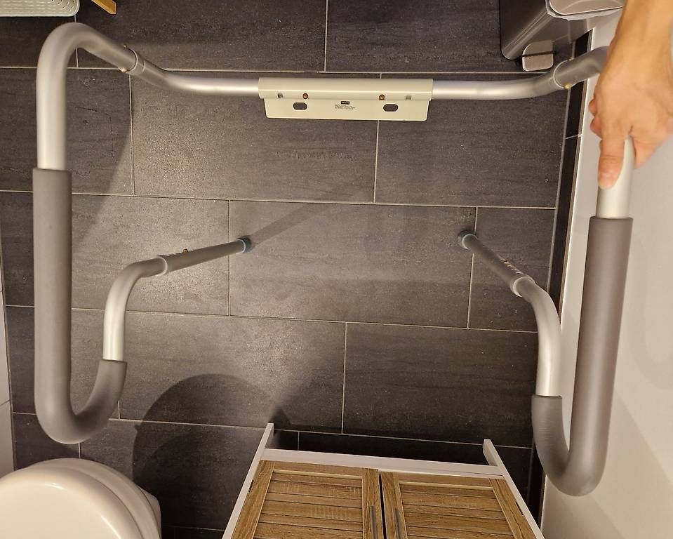 Wenko WC: WC-Stützhilfe Secura – Usato da Basel venduto da velimengo 3