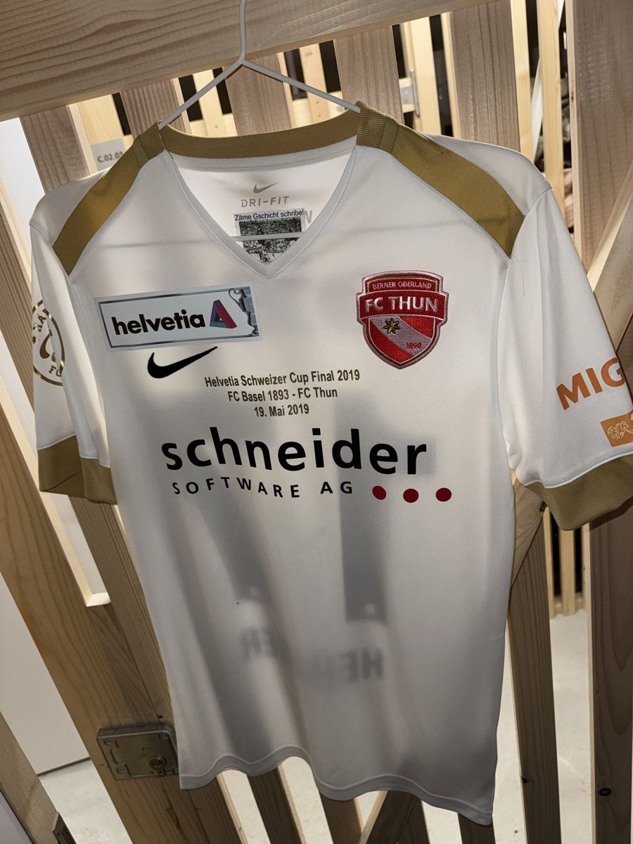 Canottiere & Pantaloni: FC Thun Cupfinal Shirt Hediger - sehr rar ! – Nuovo (secondo la descrizione) da Thürnen venduto da Ottoman_Turks69
