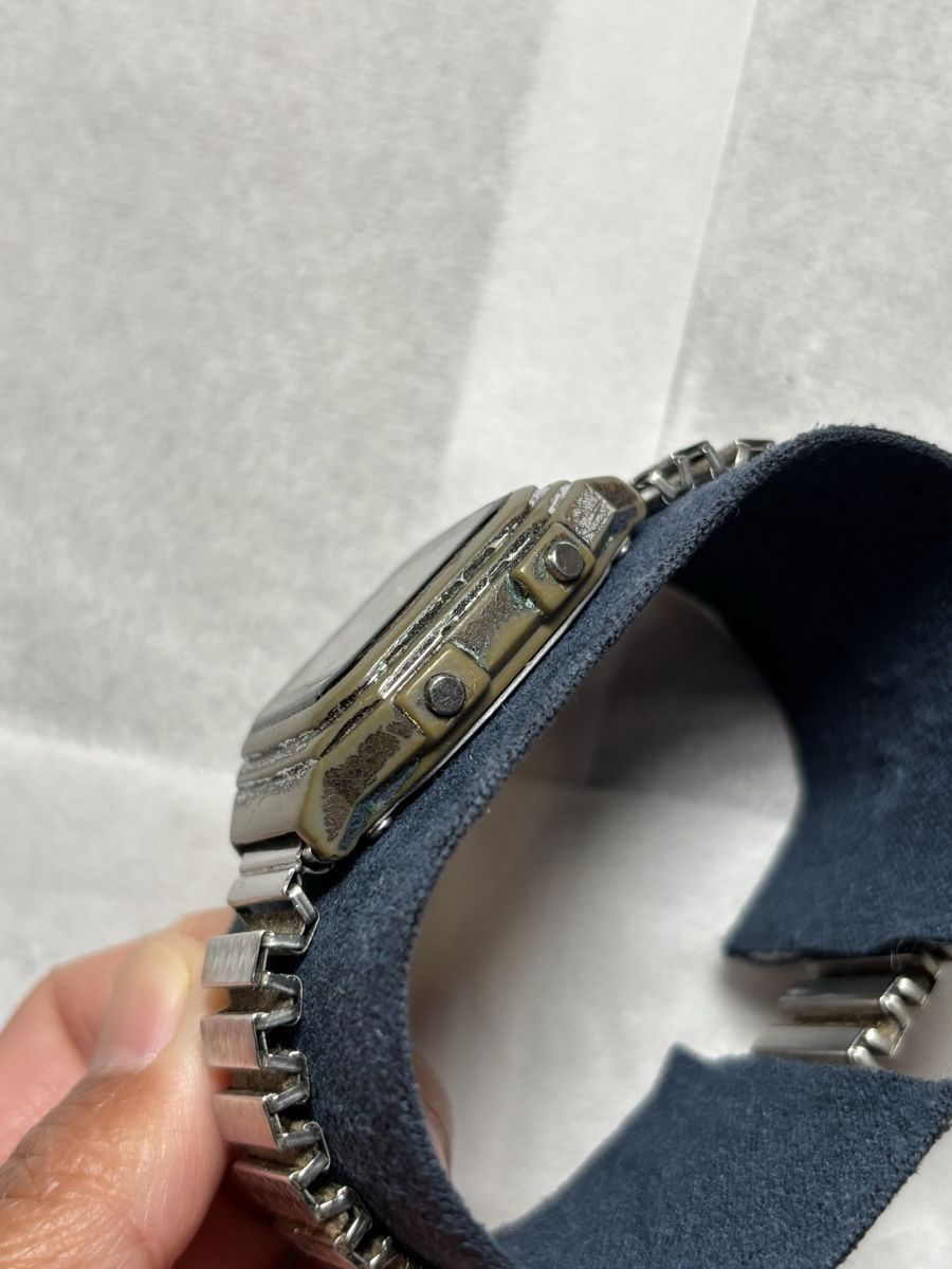 Casio Uhren: Vintage Casio – Defekt aus Confignon von Second_Hand_Ch 1