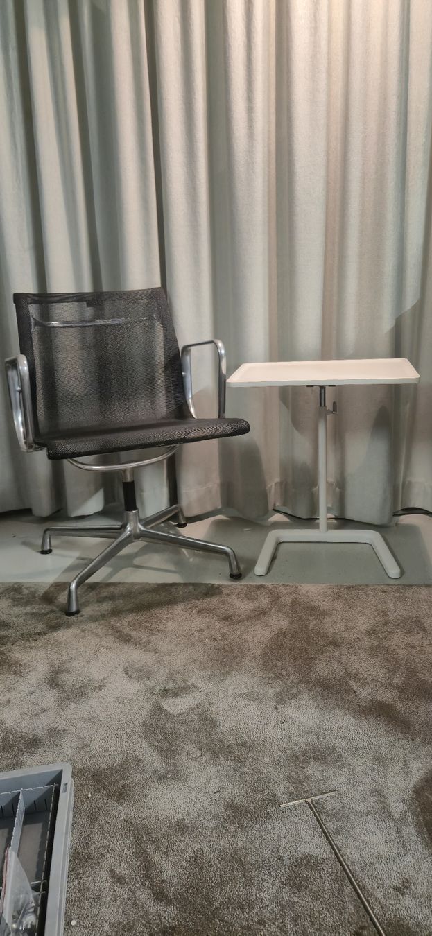 Vitra Tables: Vitra Nes Table – D'occasion à Meilen par COSTA_ABC 2