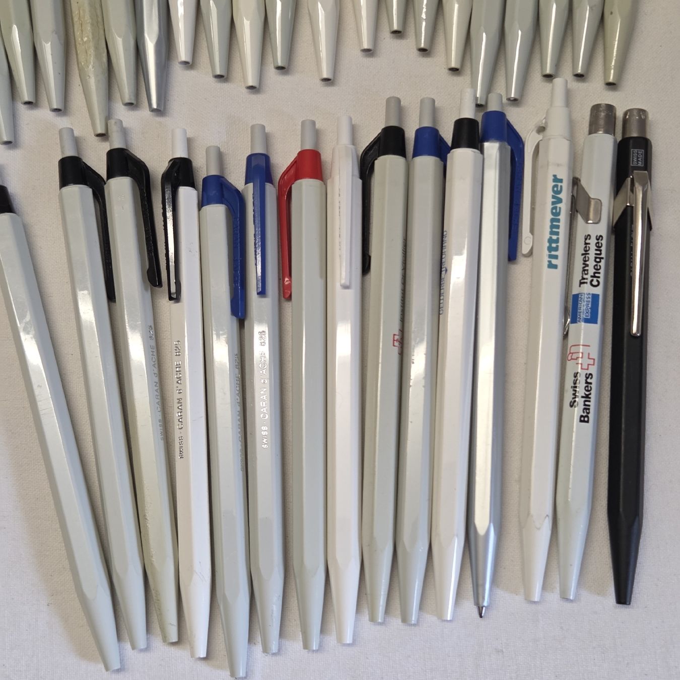 Caran D'Ache Penna & Evidenziatori: 35 Stück Caran D'ache – Usato da Stans venduto da Ducati16 4