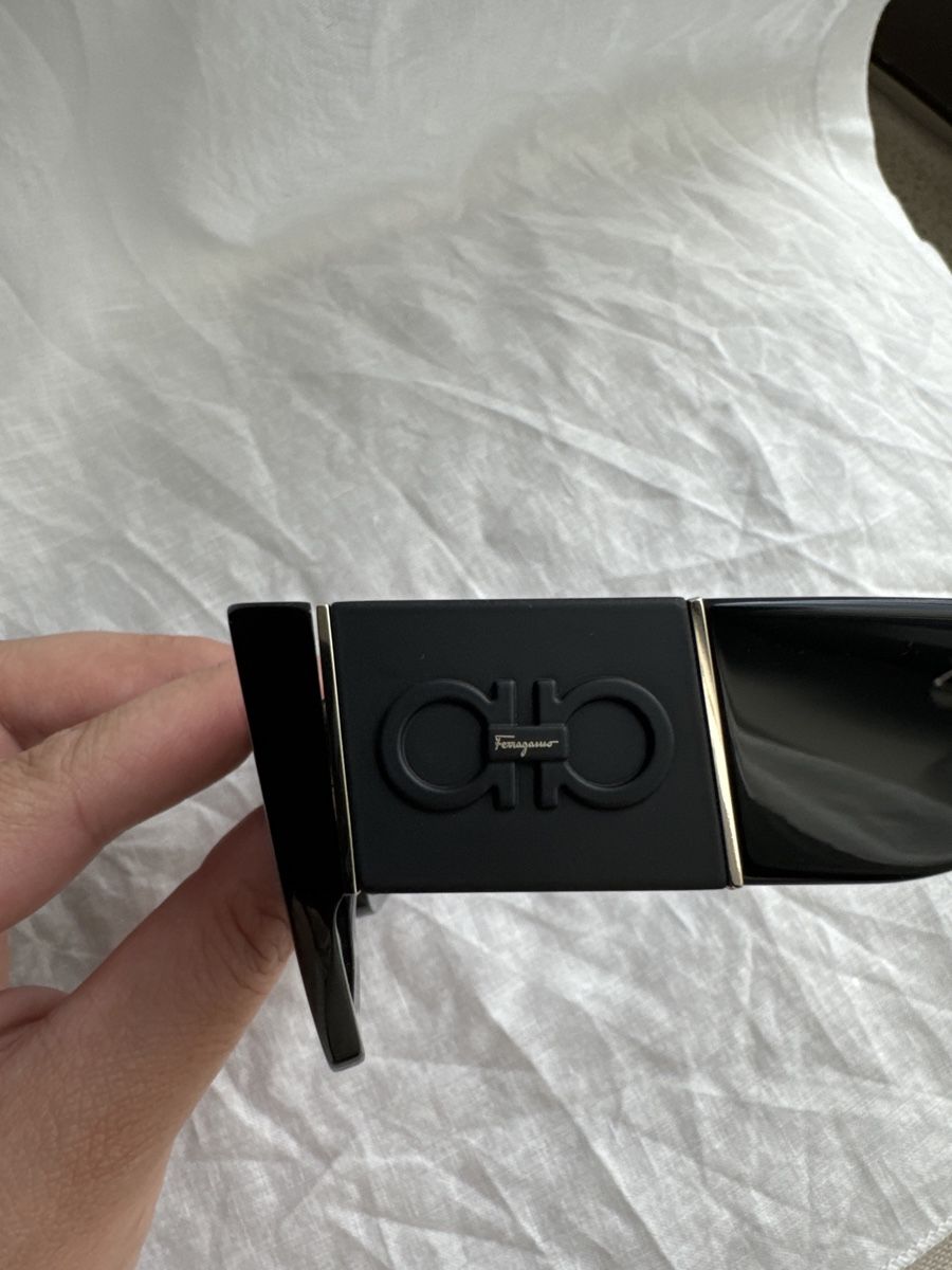 Salvatore Ferragamo Occhiali & Lenti: Salvatore Ferragamo Sonnenbrille schwarz – Nuovo (secondo la descrizione) da Brütten venduto da Rod816 6