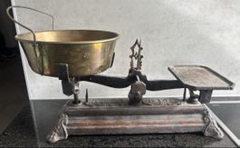 Balance de cuisine antique, style vintage - FORGE 5 KILOS