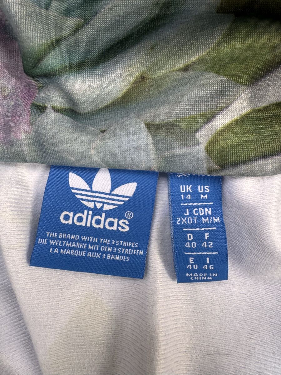 Adidas Giacche: Jacke von ADIDAS / Grösse: 40  – Usato da hendschiken venduto da hippielfe 1